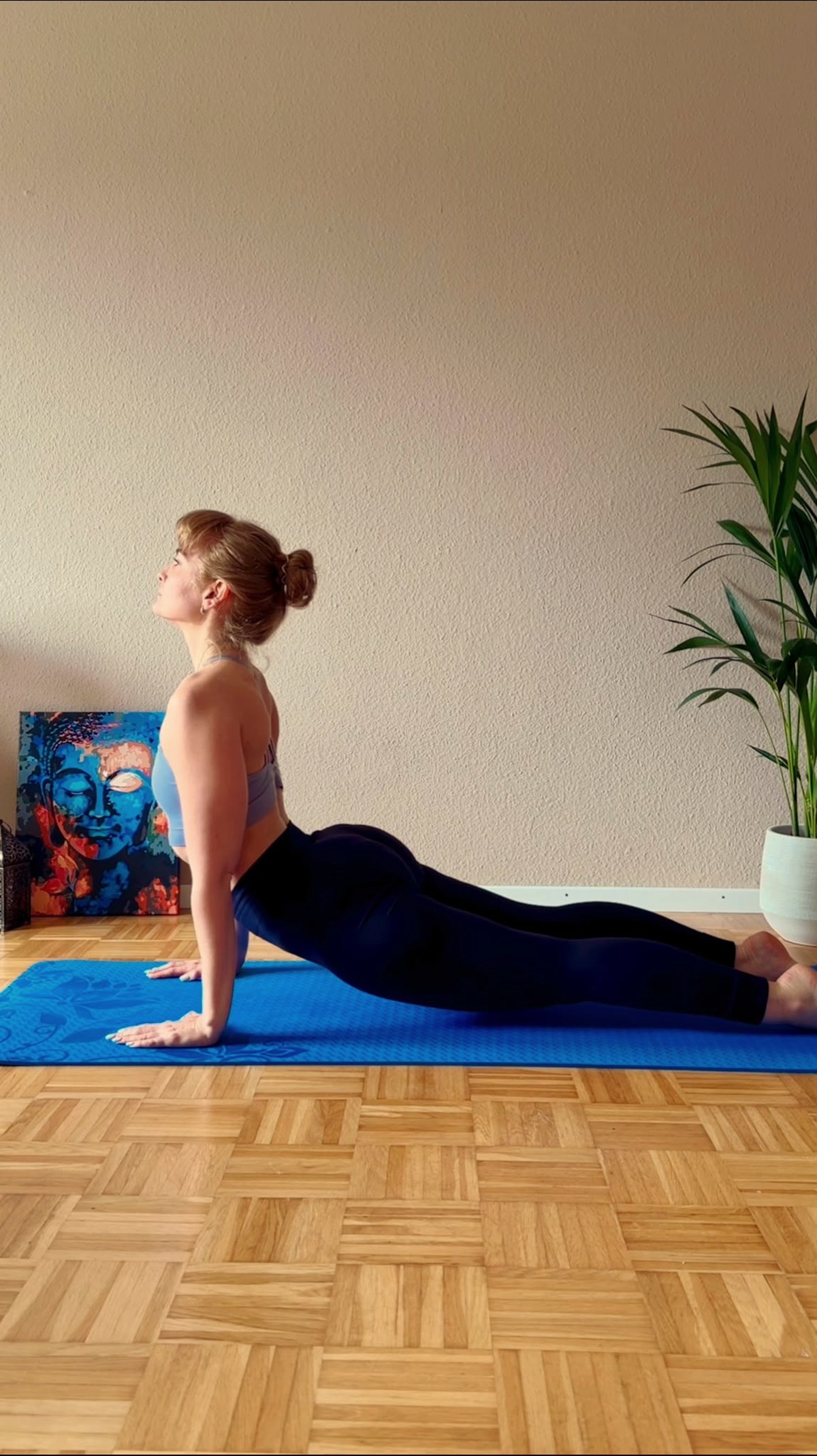 Vinyasa Flow Yoga am Strand